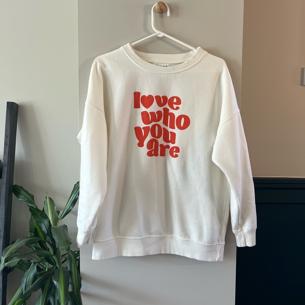 Self Love Graphic Sweatshirt